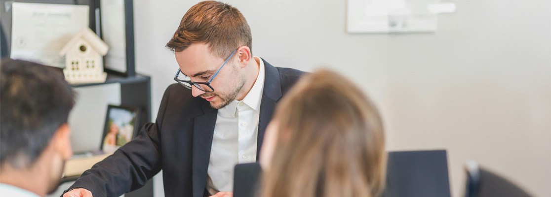 asesor financiero.jpg