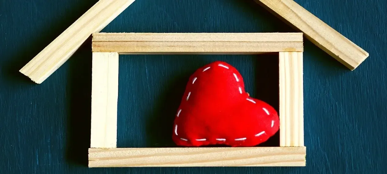 ¿Comprar casa o departamento? Ventajas y diferencias