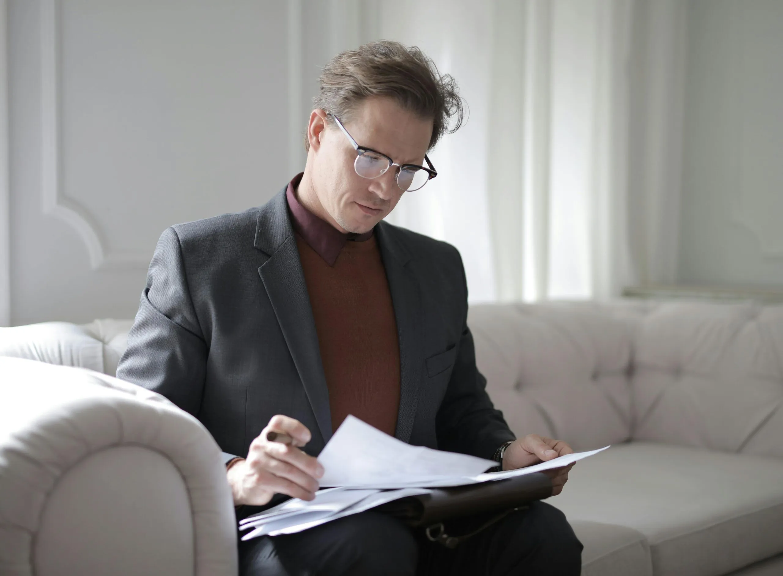 Aspectos que debes verificar antes de firmar un contrato financiero