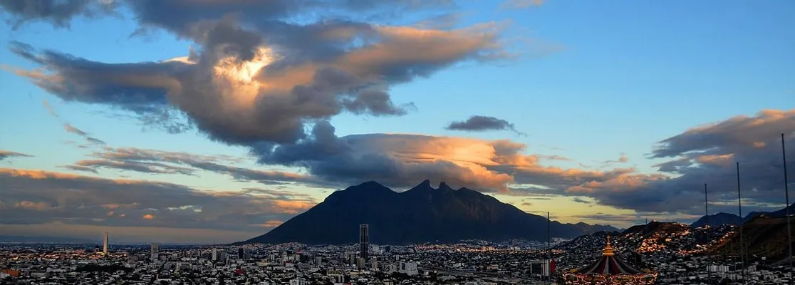 sector_inmobiliario_monterrey_493bfbb923_resultado.webp